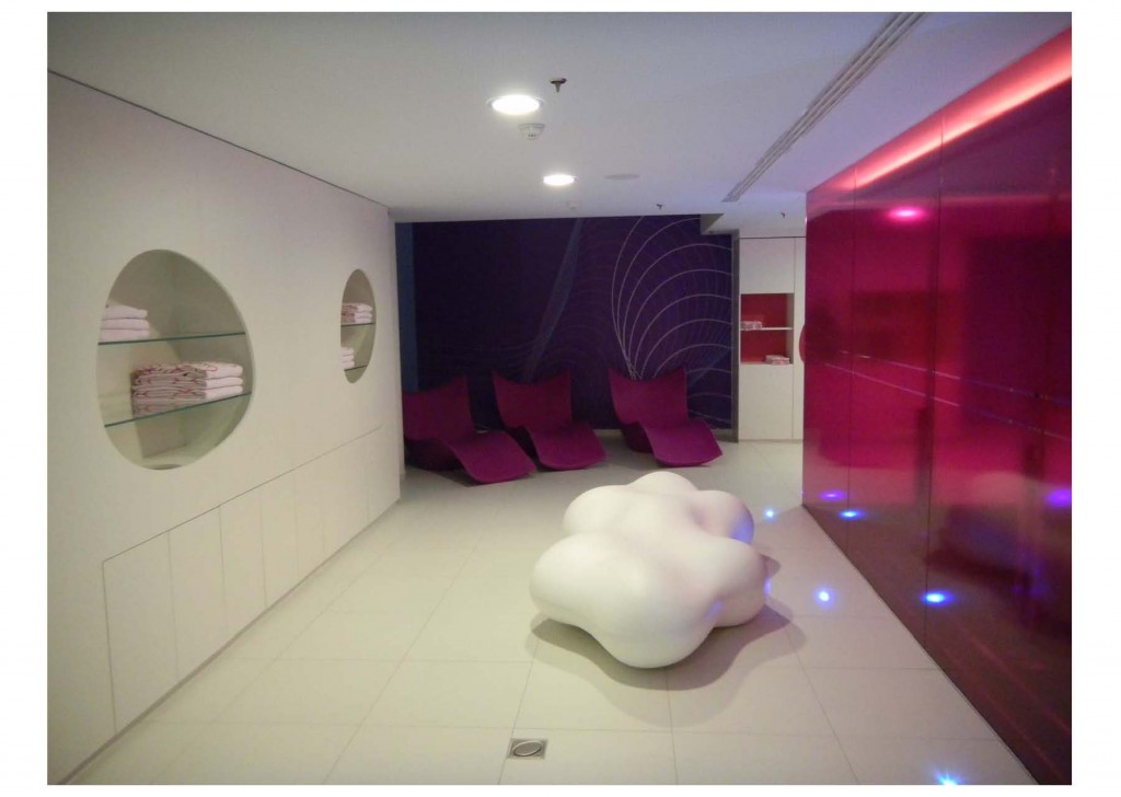 Hotel Nhow Berlim por Karim Rashid