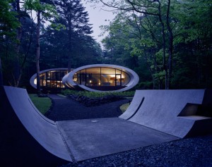 Casa Concha em vidro e concreto