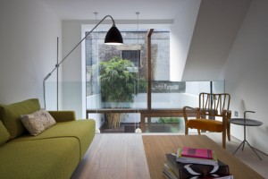 Hoxton House pelo escritório de arquitetura David Mikhail Architects