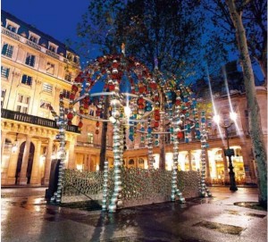 Le Kiosque des Noctambules, por Jean Michel Othoniel