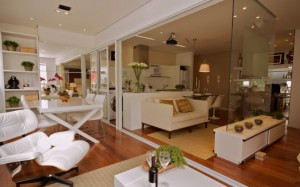 Integração de espaços com vidro