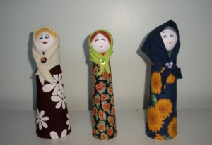 Bonecas de Garrafas de Vidro Reutilizadas - Matrioskas - Gorette Costa