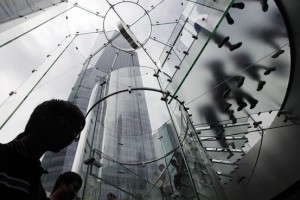 Escada de Vidro Apple Store Xangai - China - Maiores Vidros Curvos do Mundo