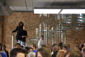 Escada-de-Vidro-Espiral-Apple-Store-Covent-Garden-Londres