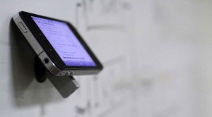 The Oona - Suporte para Smartphones - Diversas Superficies