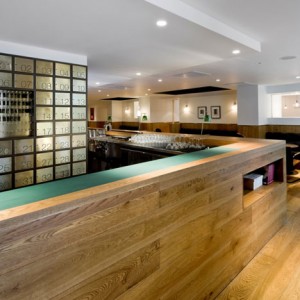 Bar Restaurante Pollen Street Social, em Londres por Neri & Hu
