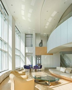 Cobertura Duplex com Vistas para o Lago Michigan. Design de Interiores por Krueck & Sexton