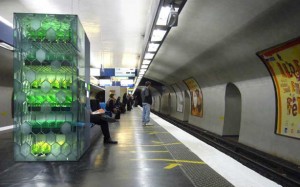 Conceito de Pontos para Coleta Seletiva no Metro - Ecobox por Gilles Nadler
