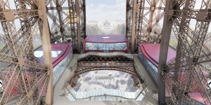 Piso de Vidro no Primeiro Andar da Torre Eiffel