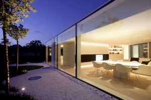 Estar da Lake Lugano House por JM Arquitetura
