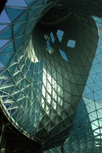 cobertura-conica-de-vidro-da-fiera-milano-por-massimiliano-fuksas