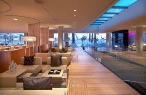 interiores-do-hotel-w-barcelona-por-charles-farruggio