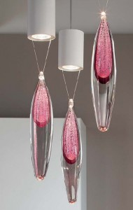 luminaria-pendente-com-gotas-de-vidro-soprado