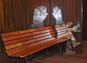 cenografia-em-espelho-pelo-artista-leo-monroe