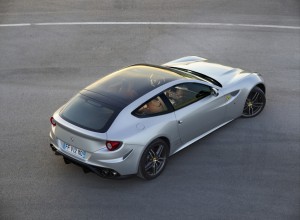 ferrari-ff-com-teto-de-vidro