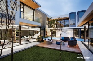 jardim-de-residencia-em-joanesburgo-pelos-arquitetos-da-saota-e-antoni-associates