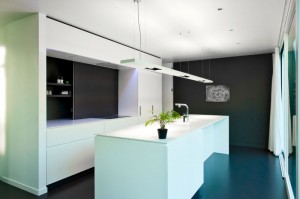 cozinha-de-casa-em-keerbergen-na-belgica-por-niko-wauters