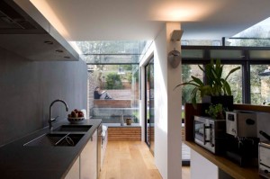 cozinha-decorada-de-casa-vitorina-em-londres-por-luis-trevino