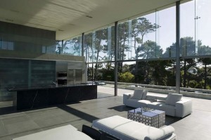 cozinha-gourmet-de-casa-de-vidro-em-auckland-na-nova-zelandia-por-fearon-hay