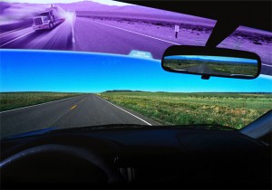 para-brisa-com-retrovisor-digital-panoramico-por-ho-tzu-cheng