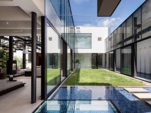 espelho-de-agua-de-casa-em-toquio-pelo-arquiteto-kazutoshi-imanaga