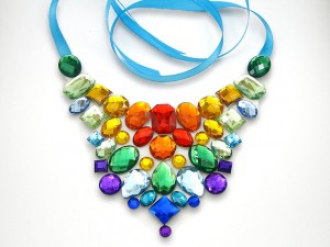 maxi-colar-em-cristal-e-strass-por-natalie smith-da-sparklebeastdesign