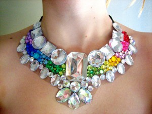 maxi-colares-em-strass-por-natalie smith-da-sparklebeastdesign