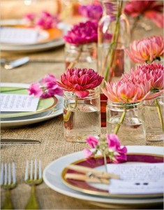 mesas-decoradas-com-flores-plantas-e-vidro