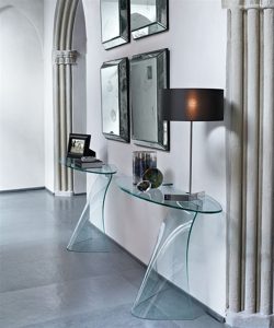 aparadores-de-vidro-dama-pelo-designer-makio-hasuike-para-a-fiam