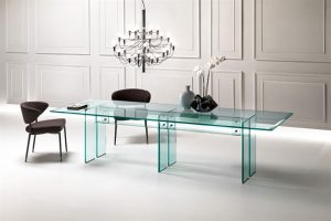 mesa-de-jantar-vidro-por-dante-benini-e-luca-gonzo