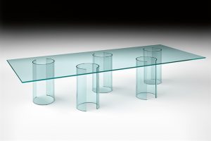 mesa-de-vidro-para-escritorio-com-10-lugares-por-rodolfo-dordoni