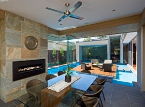 projeto-de-piscina-com-deck-madeira-churrasqueira-casa-em-canterbury-australia