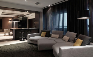 decoracao-escura-e-luxuosa-sala-e-cozinha-integradas-apartamento-por-kcd