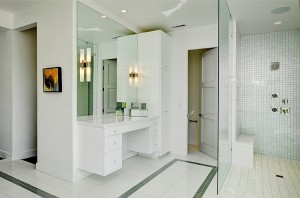 decoracao-clean-e-minimalista-banheiro-do-casal-casa-em- treasure-valley-idaho-por-tradewinds