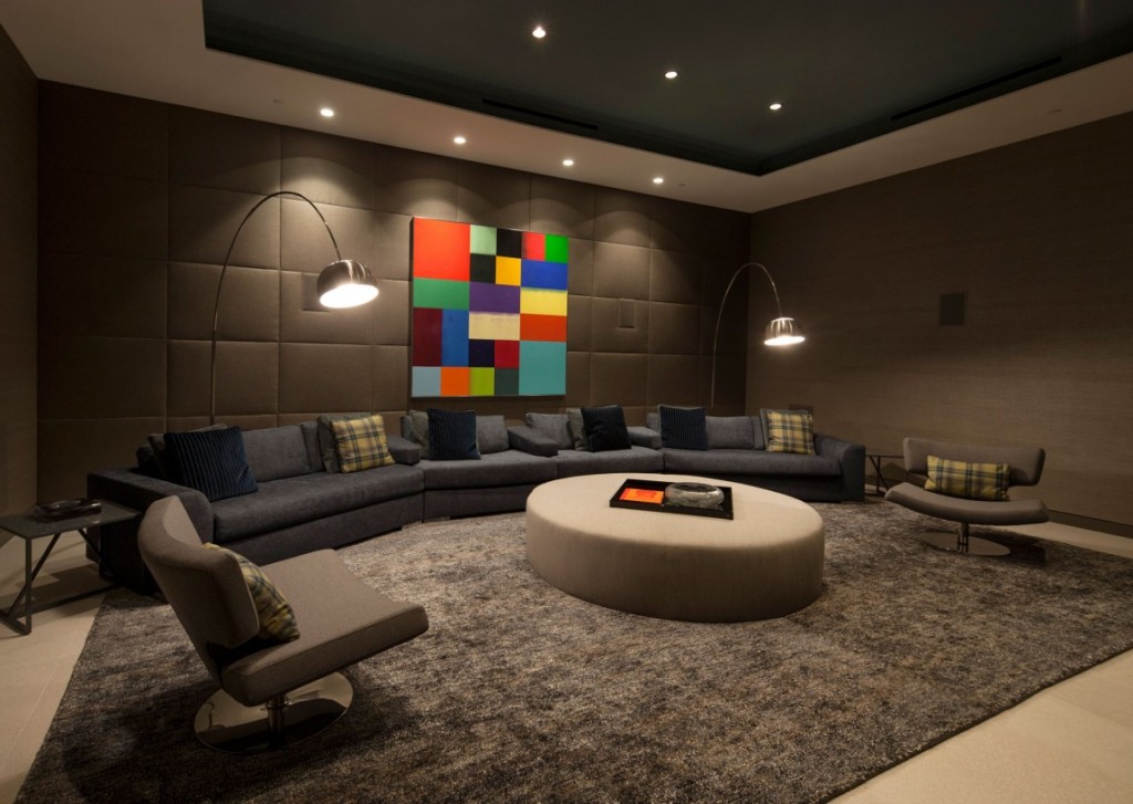 sala-de-cinema-casa-com-8-suites-em-west-hollywood-california