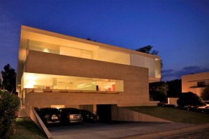 arquitetura-moderna-casa-em-aco-e-vidro-em-guadalajara