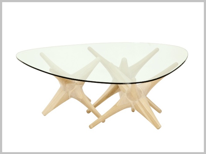 mesa-de-centro-em-madeira-e-vidro-curvo