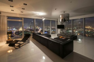 decoracao-sala-de-estar-em-preto-e-branco-apartamento-em-sao-petersburgo-russia