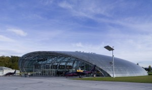 hangar-da-red-bull-em-salzburgo-austria