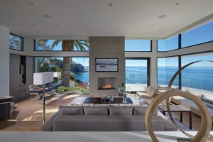 sala-de-estar-com-vista-pro-mar-casa-de-praia-em-laguna-california