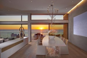 sala-de-jantar-com-vista-pro-mar-casa-de-praia-em-laguna-california