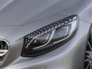 farol-cristais-swarovski-mercedes-benz-classe-s-coupe-2015