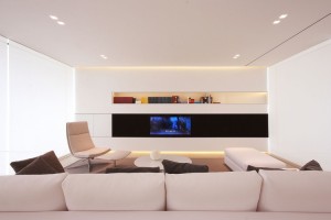 decoracao-clara-sala-de-tv-casa-em-lido-di-jesolo-italia