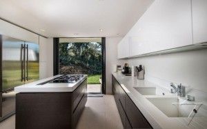 decoracao-cozinha-casa-em-saint-tropez