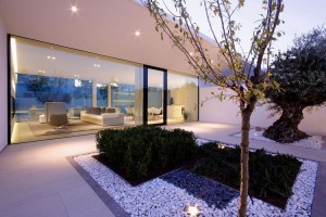 jardim-paisagismo-oliveira-casa-em-lido-di-jesolo-italia