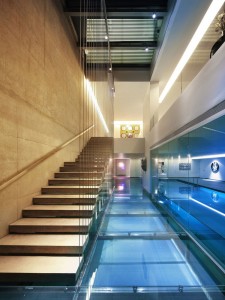 piscina-coberta-casa-em-ekali-atenas