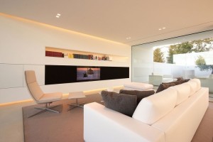 sala-de-estar-clean-e-moderna-casa-em-lido-di-jesolo-italia