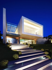 volume-em-balanco-casa-em-ekali-atenas