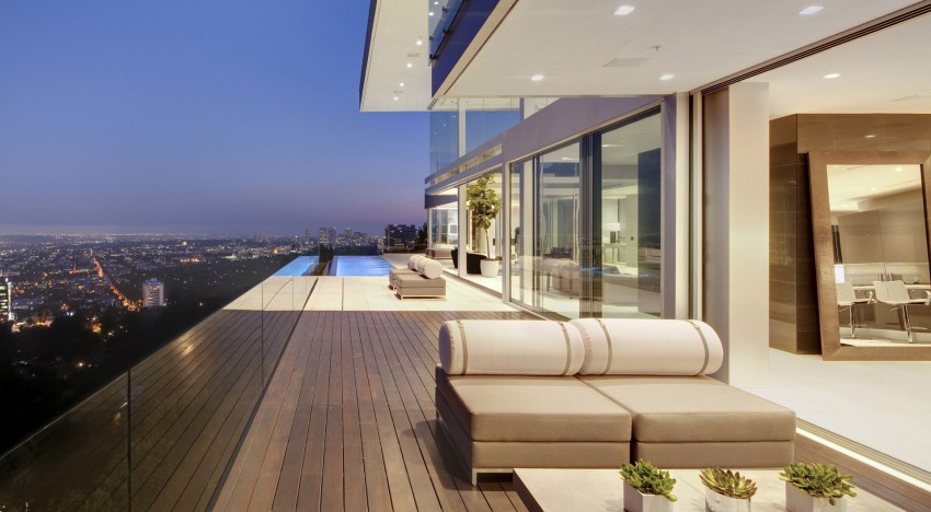 deck-panoramico-e-piscina-casa-em-hollywood