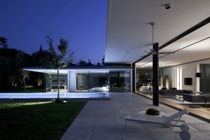 portas-deslizantes-de-vidro-casa-em-tel-aviv-israel